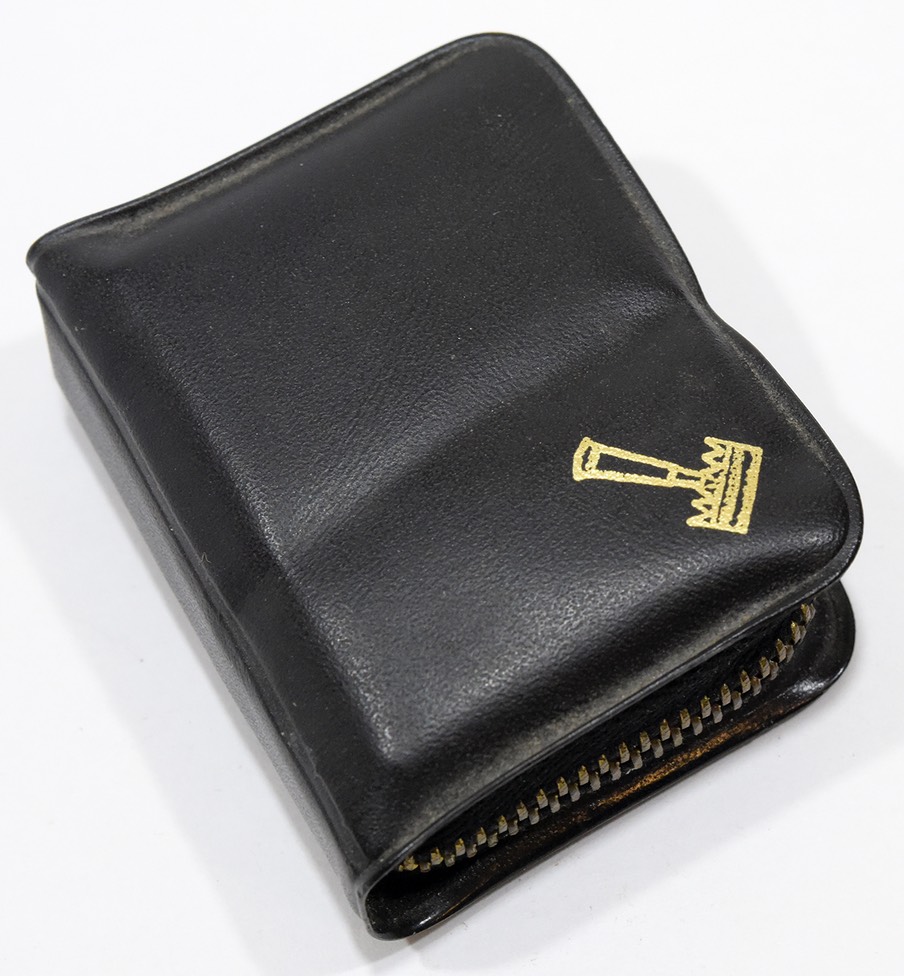 Pleather Travel Tech 1970 1c.jpg